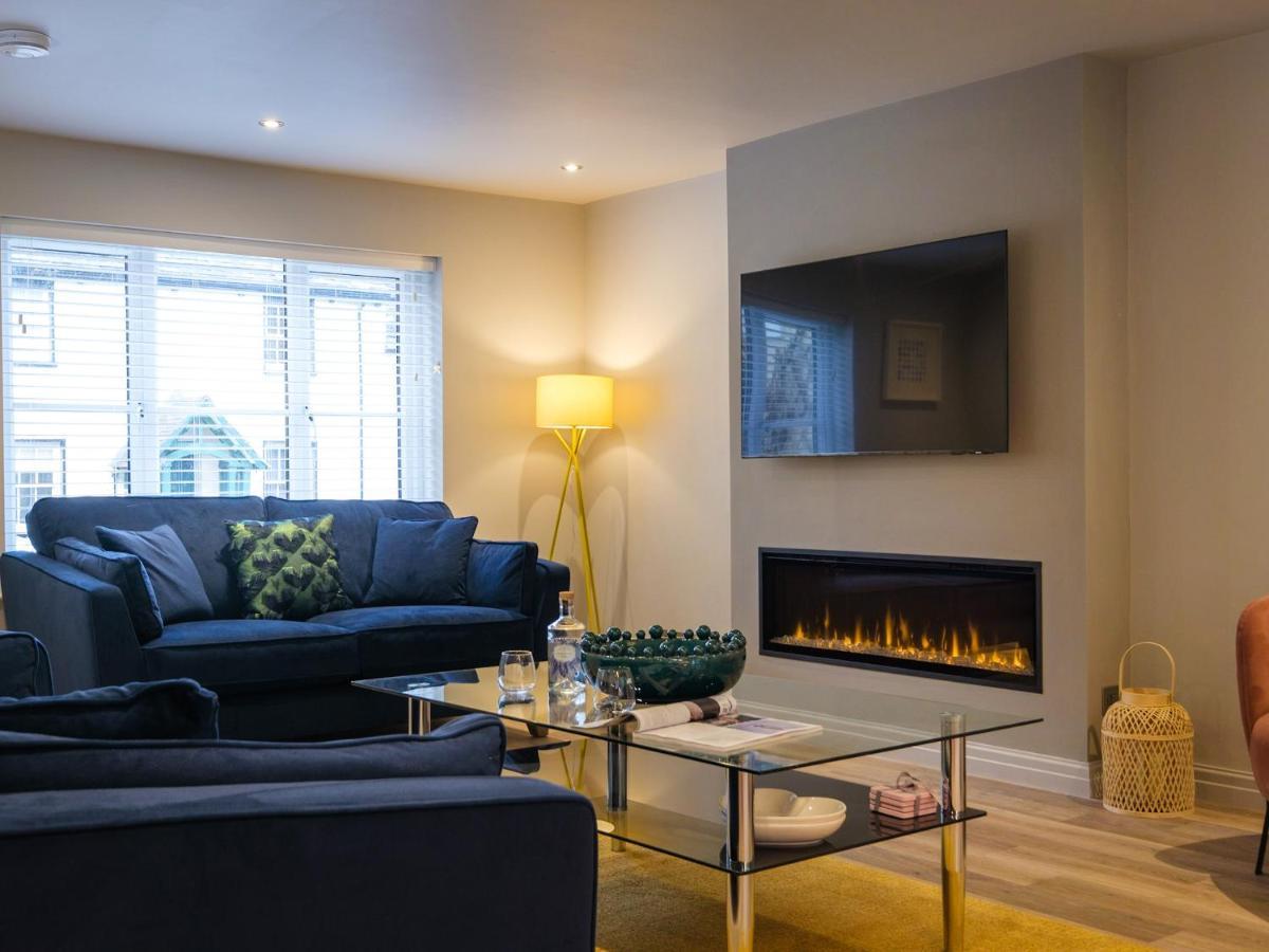 Villa The Neon Rose à Bowness-on-Windermere Extérieur photo